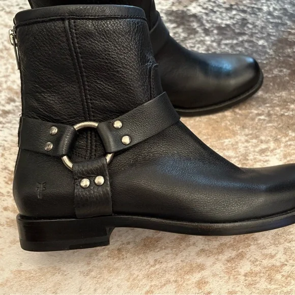 Frye Black Leather Ankle Boots with harness Size 6 - Picture 2 of 9